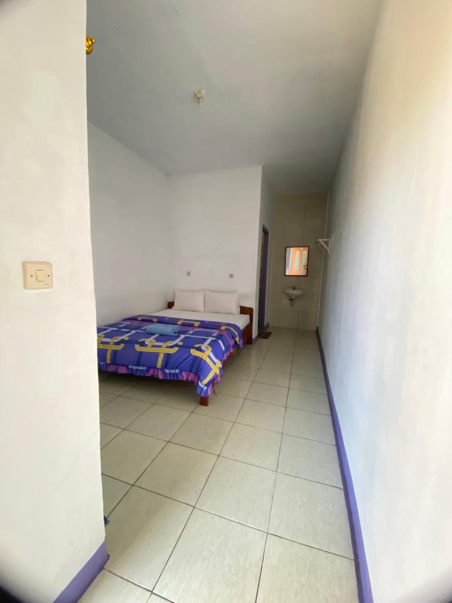 Mahoni Guest House Kelimutu Exterior foto